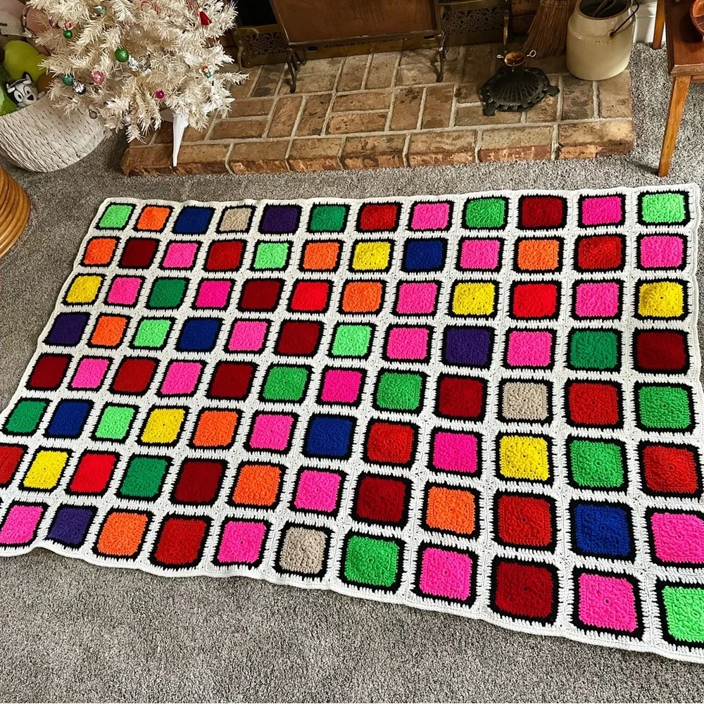 Vintage Colorful Crochet Afghan Blanket - Granny Squares